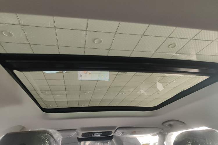 Used BAIC Off-Road BJ30 2026 Model Traveler 1.5T DCT Two-Wheel Drive Advanced Version Headliner