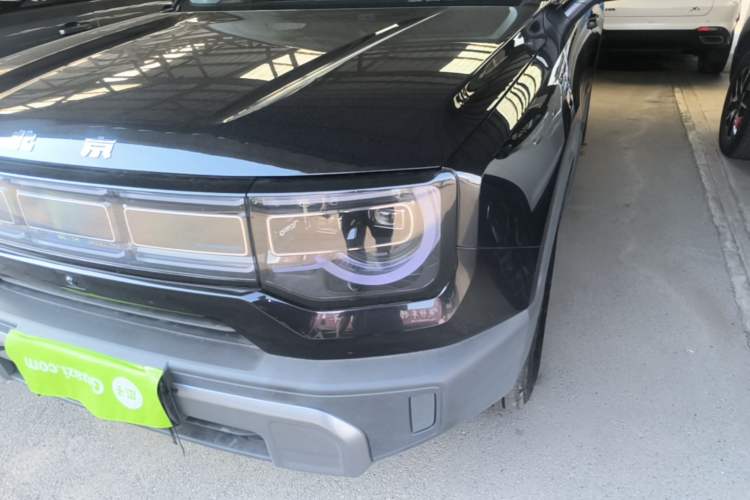 Used BAIC Off-Road BJ30 2026 Model Traveler 1.5T DCT Two-Wheel Drive Standard Version Left Front Headlight