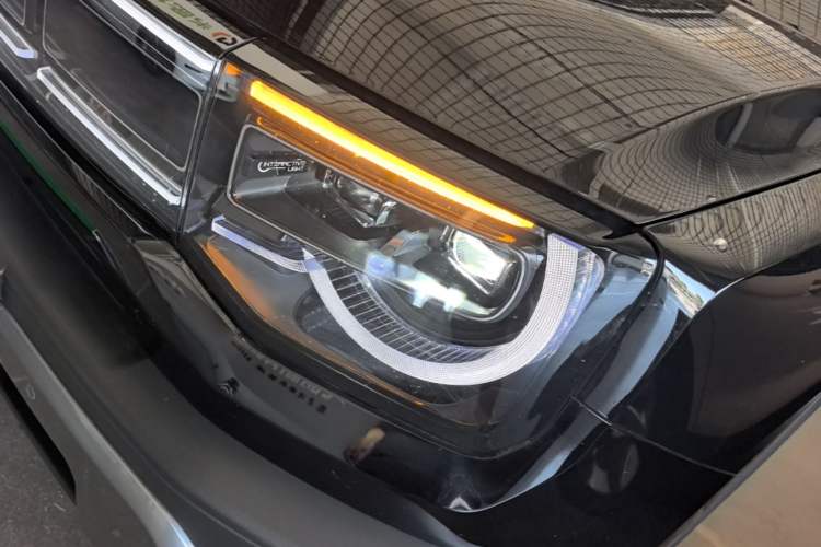 Used BAIC Off-Road BJ30 2026 Model Traveler 1.5T DCT Two-Wheel Drive Advanced Version Left Front Headlight