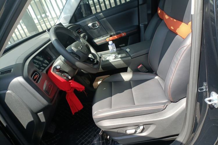 Used BAIC Off-Road BJ30 2026 Model Traveler 1.5T DCT Two-Wheel Drive Advanced Version Left Front Seat
