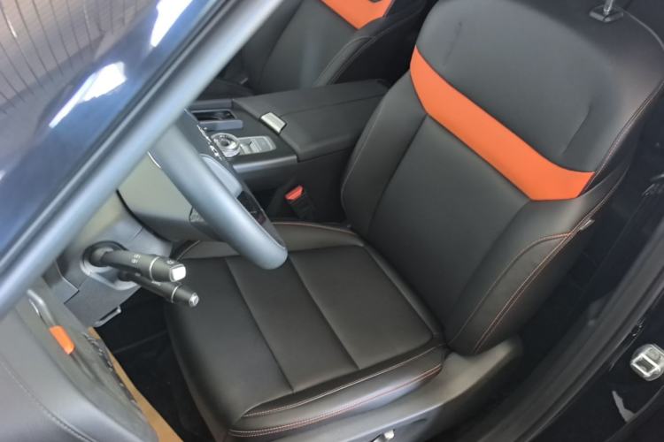 Used BAIC Off-Road BJ30 2026 Model Traveler 1.5T DCT Two-Wheel Drive Advanced Version Left Front Seat