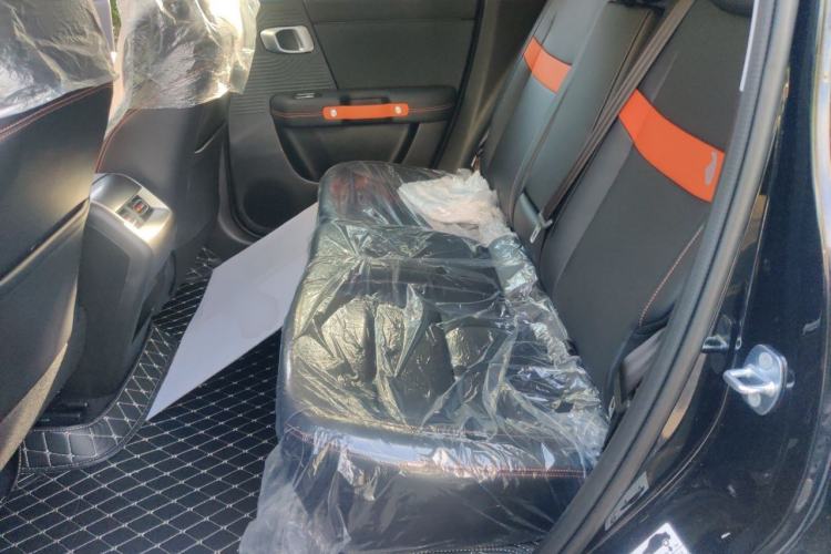 Used BAIC Off-Road BJ30 2026 Model Traveler 1.5T DCT Two-Wheel Drive Advanced Version Left Rear Seat