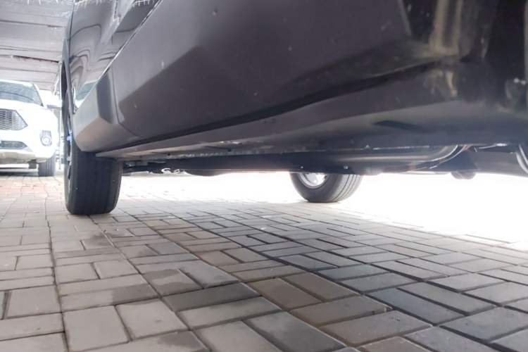 Used BAIC Off-Road BJ30 2026 Model Traveler 1.5T Hybrid Standard Version Left Side Sill