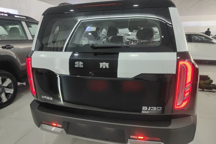 Used BAIC Off-Road BJ30 2026 Model Traveler 1.5T DCT Two-Wheel Drive Advanced Version Rear