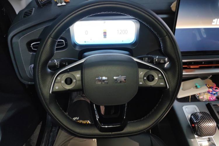 Used BAIC Off-Road BJ30 2026 Model Traveler 1.5T DCT Two-Wheel Drive Seven-Seat Version Steering Wheel