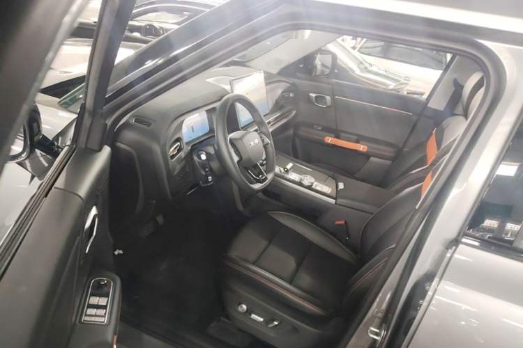 Used BAIC Off-Road BJ30 2026 Model Traveler 1.5T Hybrid Advanced Version Driver Seat