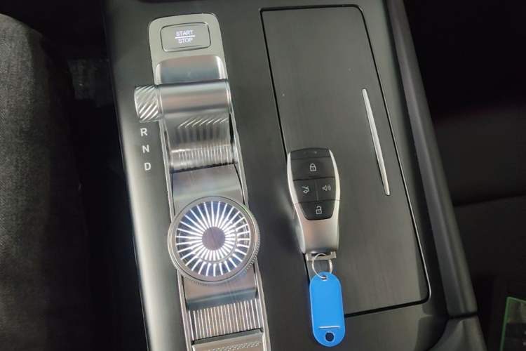 Used BAIC Off-Road BJ30 2026 Model Traveler 1.5T Hybrid Advanced Version Gear Lever