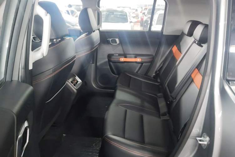 Used BAIC Off-Road BJ30 2026 Model Traveler 1.5T Hybrid Advanced Version Left Rear Seat