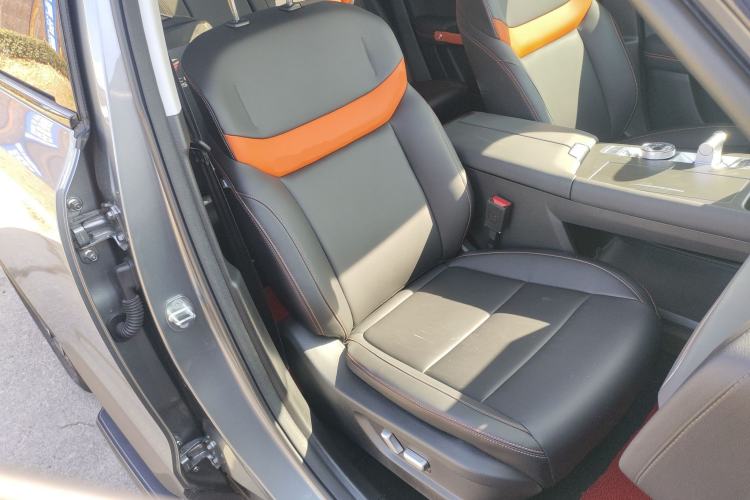 Used BAIC Off-Road BJ30 2026 Model Traveler 1.5T Hybrid Standard Version Right Front Seat