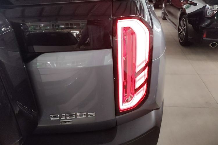 Used BAIC Off-Road BJ30 2026 Model Traveler 1.5T Hybrid Advanced Version Right Rear Taillight