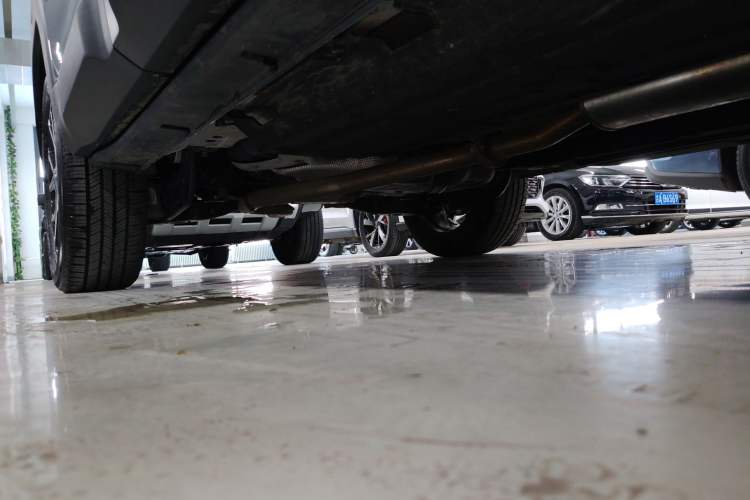 Used BAIC Off-Road BJ30 2026 Model Traveler 1.5T Hybrid Standard Version Right Side Sill