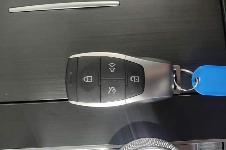 Used BAIC Off-Road BJ30 2026 Model Traveler 1.5T Hybrid Advanced Version Vehicle Key