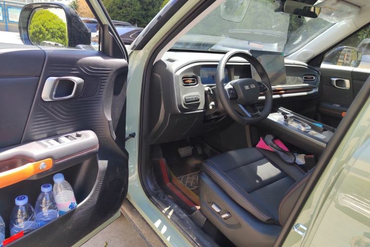 Used BAIC Off-Road BJ30 2026 Model Traveler 1.5T DCT Two-Wheel Drive Advanced Version Driver Seat