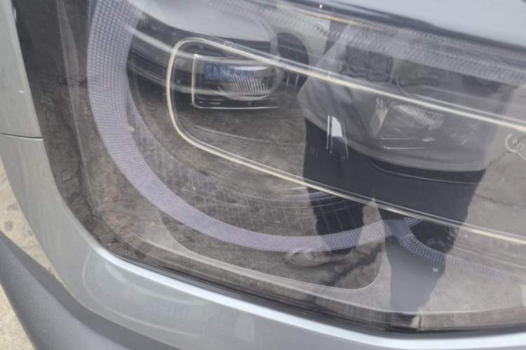 Used BAIC Off-Road BJ30 2026 Model Traveler 1.5T DCT Two-Wheel Drive Advanced Version Right Front Headlight