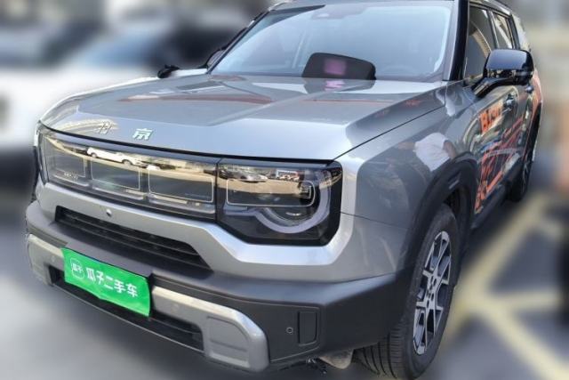 Used BAIC Off-Road BJ30 2026 Model Traveler 1.5T DCT Two-Wheel Drive Seven-Seat Version