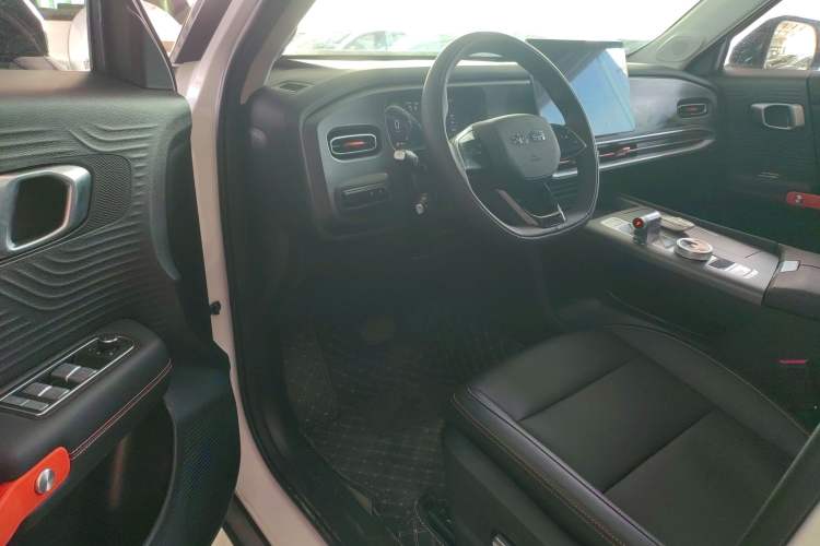 Used BAIC Off-Road BJ30 2026 Model Traveler 1.5T DCT Two-Wheel Drive Advanced Version Driver Seat