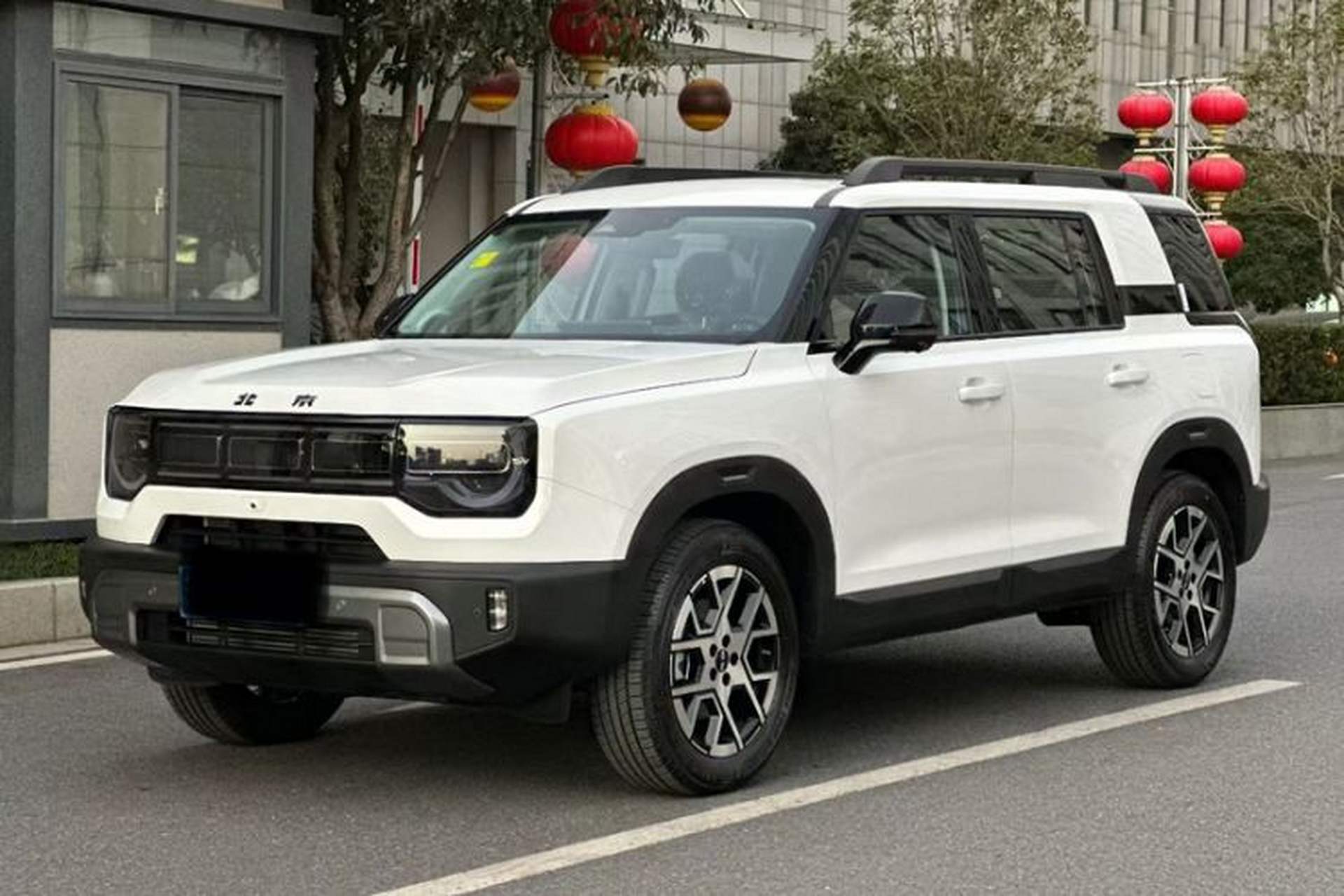 Used BAIC Off-Road BJ30 2026 Model Traveler 1.5T Hybrid Advanced Version Exterior 4
