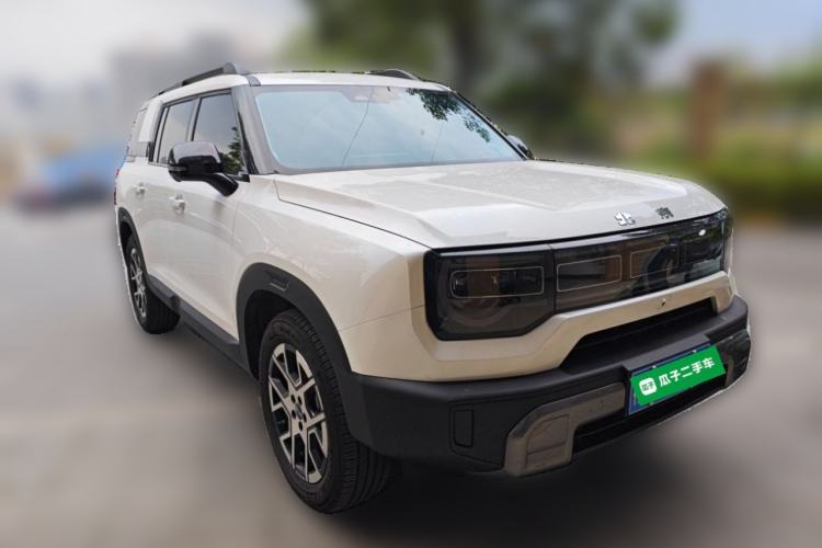 Used BAIC Off-Road BJ30 2026 Model Traveler 1.5T DCT Two-Wheel Drive Advanced Version Front Right 45 Deg
