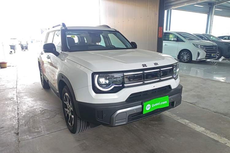 Used BAIC Off-Road BJ30 2026 Model Traveler 1.5T DCT Two-Wheel Drive Advanced Version Front Right 45 Deg