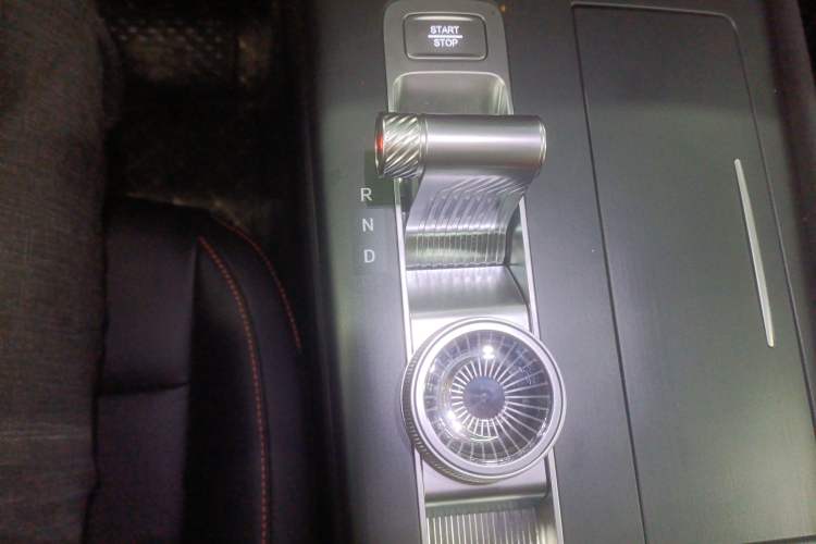 Used BAIC Off-Road BJ30 2026 Model Traveler 1.5T Hybrid Advanced Version Gear Lever
