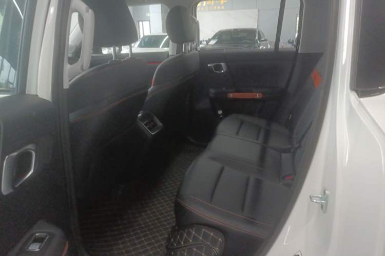 Used BAIC Off-Road BJ30 2026 Model Traveler 1.5T Hybrid Advanced Version Left Rear Seat