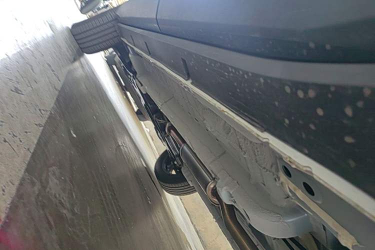 Used BAIC Off-Road BJ30 2026 Model Traveler 1.5T DCT Two-Wheel Drive Advanced Version Left Side Sill