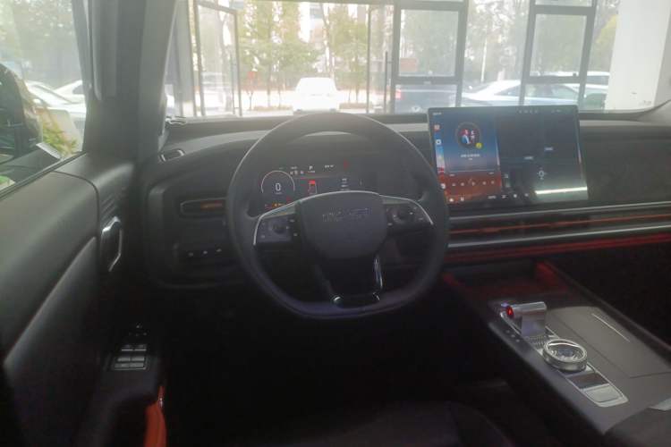Used BAIC Off-Road BJ30 2026 Model Traveler 1.5T Hybrid Advanced Version Steering Wheel
