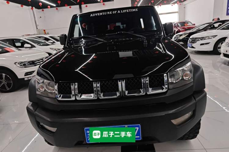 Used BAIC Off-Road BJ40 2016 40L 2.3T Automatic Two-Wheel Drive Luxury Edition Front