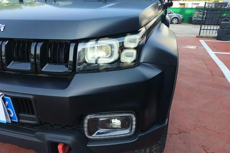 Used BAIC Off-Road BJ40 2023 2.0D Automatic Four-Wheel Drive Blade Hero Edition Adventurer Type Left Front Headlight