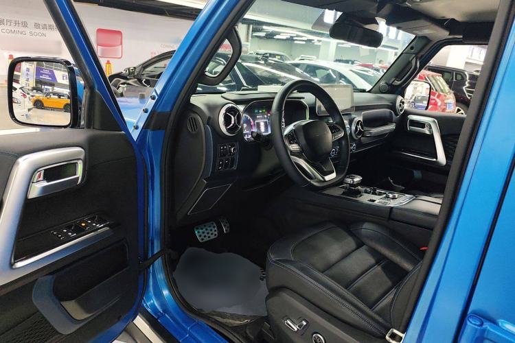Used BAIC Off-Road BJ40 2021 2.0D Automatic Four-Wheel Drive Blade Hero Edition Adventurer Type Driver Seat