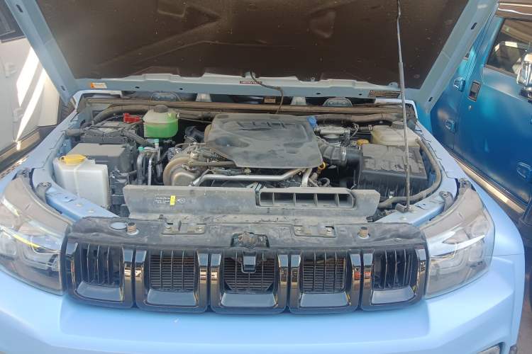 Used BAIC Off-Road BJ40 2023 2.0D Automatic Four-Wheel Drive Blade Hero Edition Adventurer Type Engine Bay