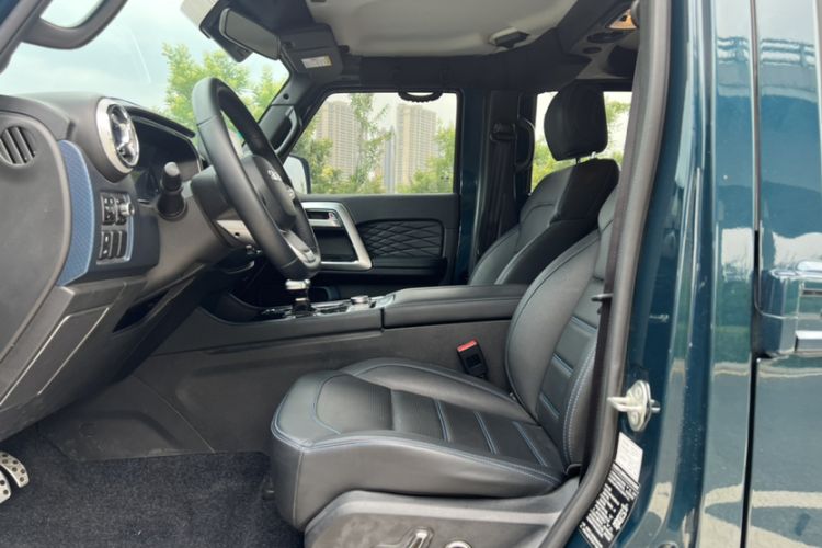 Used BAIC Off-Road BJ40 2020 2.0T Automatic Four-Wheel Drive Urban Hunter Edition Chivalrous Type Interior 2