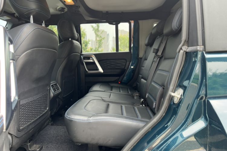 Used BAIC Off-Road BJ40 2020 2.0T Automatic Four-Wheel Drive Urban Hunter Edition Chivalrous Type Interior 3