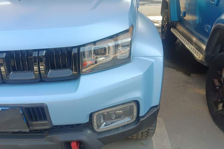 Used BAIC Off-Road BJ40 2023 2.0D Automatic Four-Wheel Drive Blade Hero Edition Adventurer Type Left Front Headlight