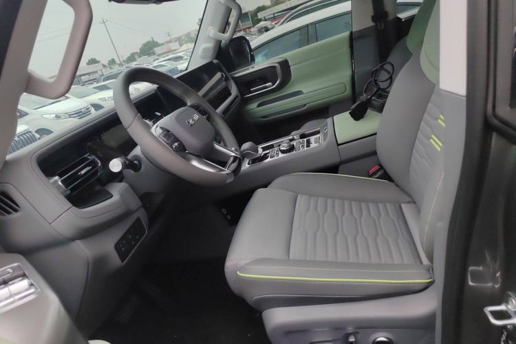 Used BAIC Off-Road BJ40 2024 2.0D All-New Blade Hero Crosser Left Front Seat