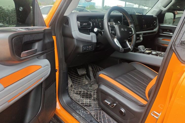 Used BAIC Off-Road BJ40 2024 2.0T All-New Urban Hunter Edition Chivalrous Style Driver Seat