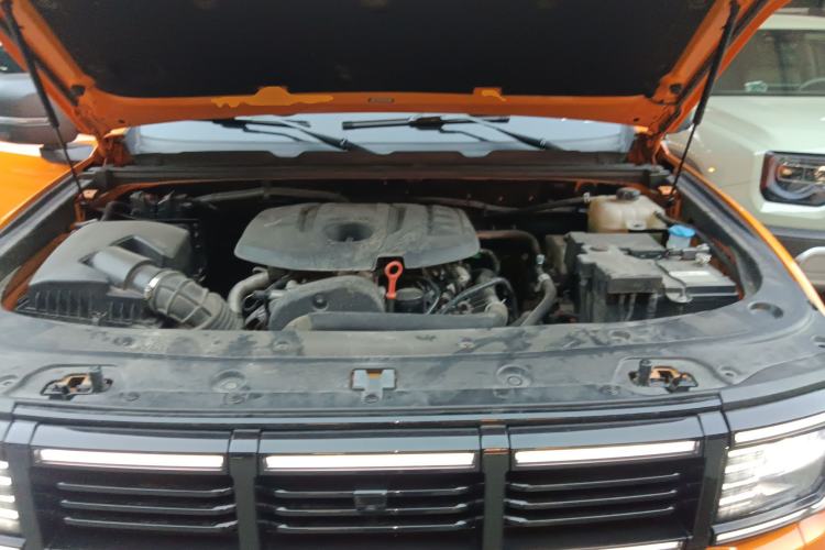 Used BAIC Off-Road BJ40 2024 2.0T All-New Urban Hunter Edition Ultimate Version Engine Bay
