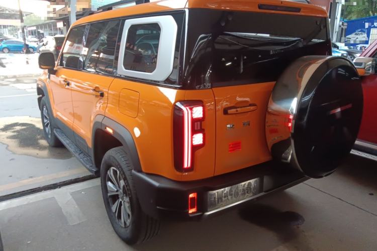 Used BAIC Off-Road BJ40 2024 2.0T All-New Urban Hunter Edition Ultimate Version Exterior 3