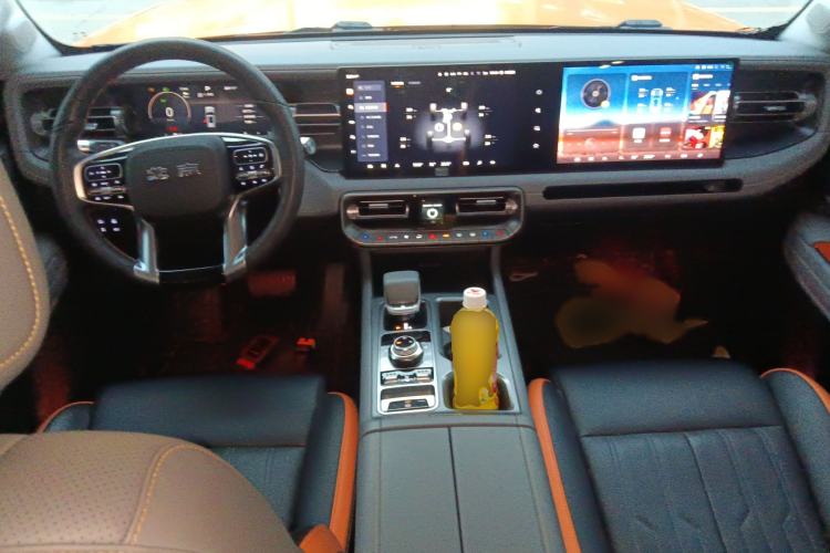 Used BAIC Off-Road BJ40 2024 2.0T All-New Urban Hunter Edition Ultimate Version Interior 2