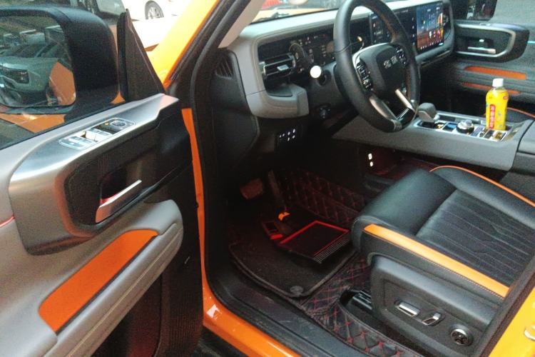 Used BAIC Off-Road BJ40 2024 2.0T All-New Urban Hunter Edition Ultimate Version Interior 3