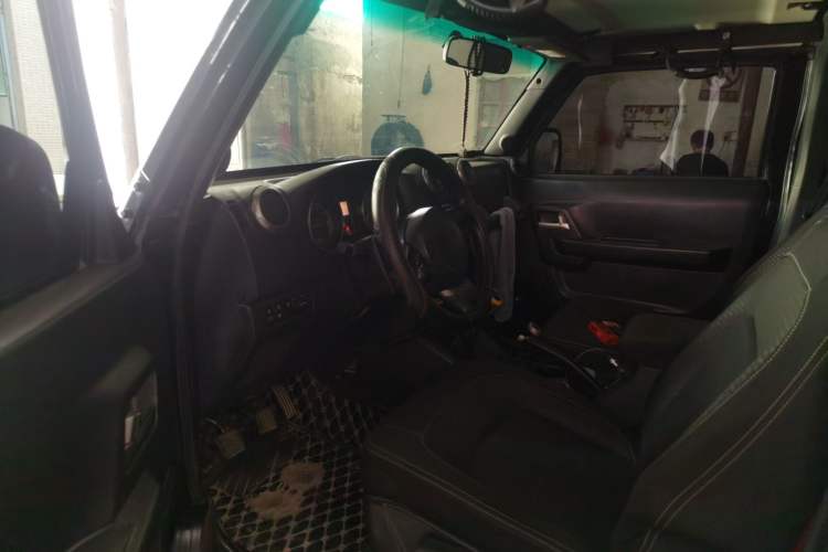 Used BAIC Off-Road BJ40 2014 2.4L Manual Cool Wilderness Edition Driver Seat