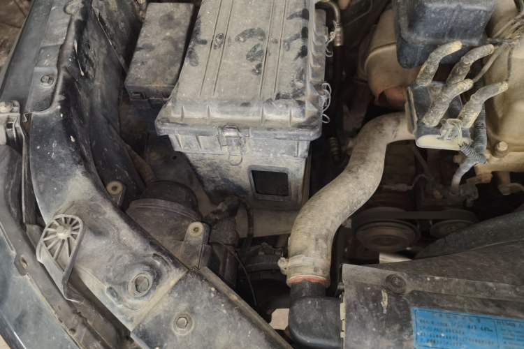 Used BAIC Off-Road BJ40 2014 2.4L Manual Cool Wilderness Edition Engine Bay Right