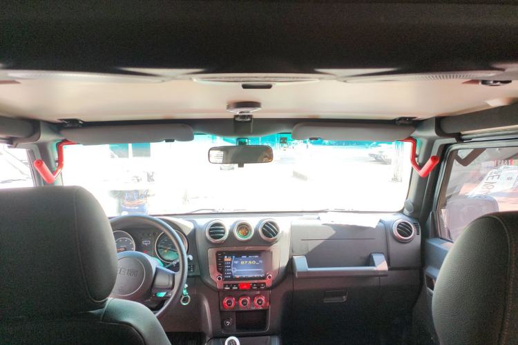 Used BAIC Off-Road BJ40 2014 2.4L Manual Cross-Country Edition Headliner