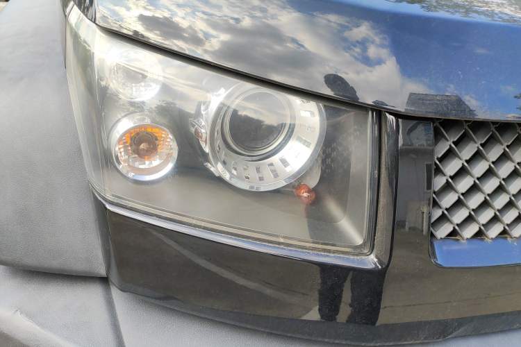 Used BAIC Off-Road BJ40 2014 2.4L Manual Cross-Country Edition Right Front Headlight