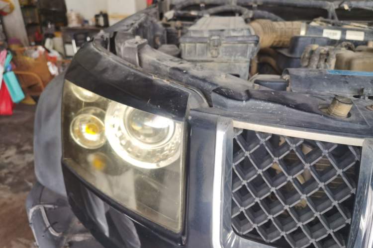 Used BAIC Off-Road BJ40 2014 2.4L Manual Cool Wilderness Edition Right Front Headlight
