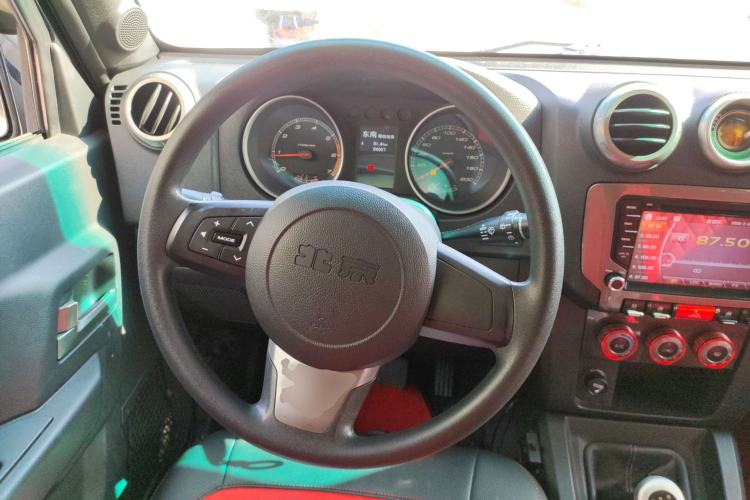 Used BAIC Off-Road BJ40 2014 2.4L Manual Cross-Country Edition Steering Wheel
