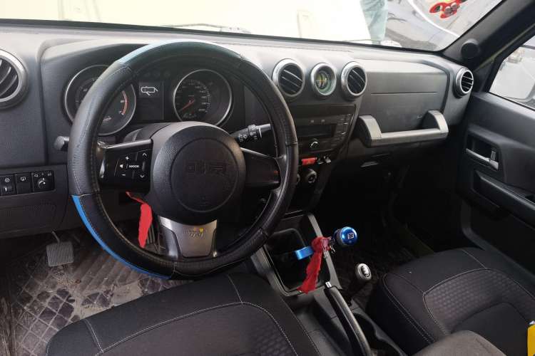 Used BAIC Off-Road BJ40 2014 2.4L Manual Cross-Country Edition Center Console