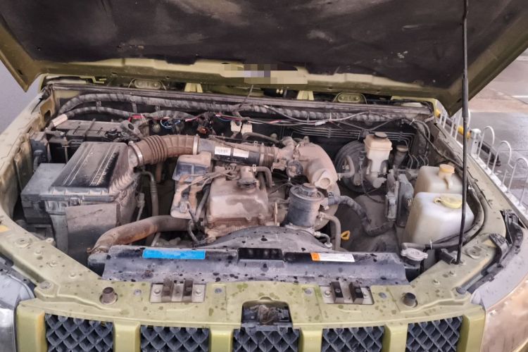 Used BAIC Off-Road BJ40 2014 2.4L Manual Cool Wilderness Edition Engine Bay