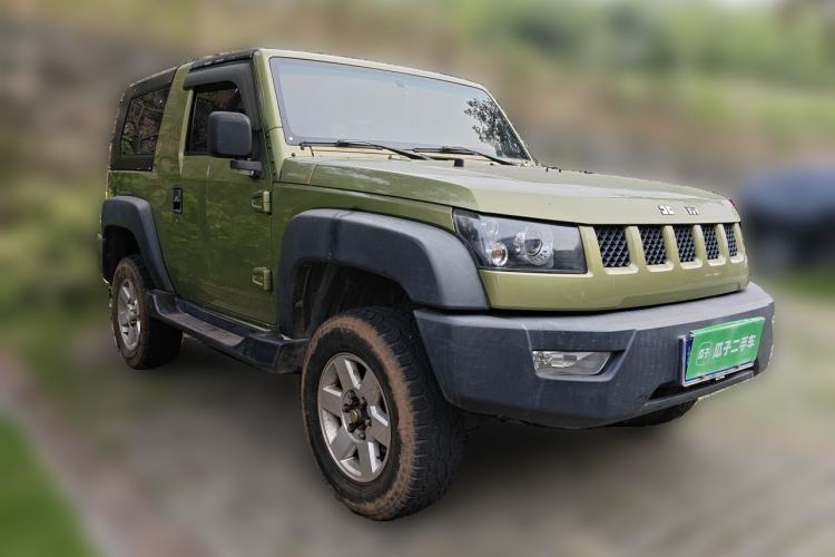 Used BAIC Off-Road BJ40 2014 2.4L Manual Cross-Country Edition Front Right 45 Deg
