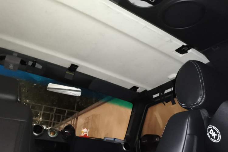 Used BAIC Off-Road BJ40 2014 2.4L Manual Cool Wilderness Edition Headliner